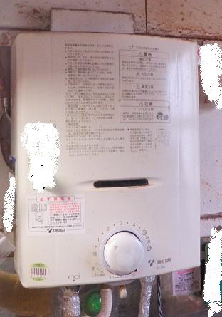名古屋　ガス瞬間湯沸かし器取替工事画像