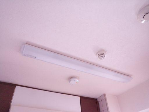 名古屋 キッチン 照明器具取替え工事画像