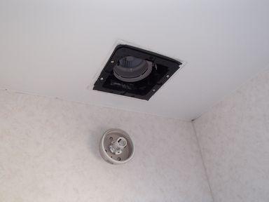 名古屋　浴室換気扇取替え交換工事画像