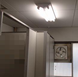 名古屋　トイレ照明器具取替え交換工事画像