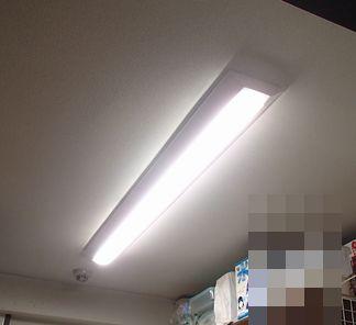 愛知県名古屋市 マンションキッチンLED照明器具取替え交換工事画像
