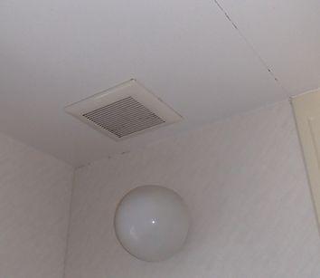 愛知県名古屋市 戸建て住宅浴室換気扇取替え交換工事画像