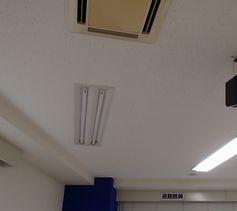 愛知県名古屋市 テナントビル事務所内天井埋込型蛍光灯照明器具取替え交換工事画像