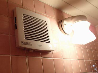 愛知県名古屋市 戸建て住宅 浴室用換気扇取替え交換工事画像