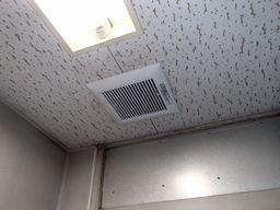 愛知県名古屋市 テナント事務所ビル給湯室換気扇取替え交換工事画像