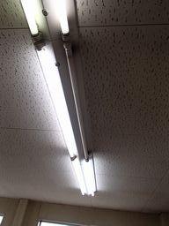 愛知県名古屋市 事務所照明器具取替え交換移設工事画像