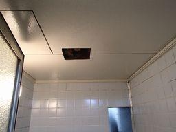 愛知県名古屋市 賃貸マンション2～3部屋用浴室換気扇取替え交換工事画像