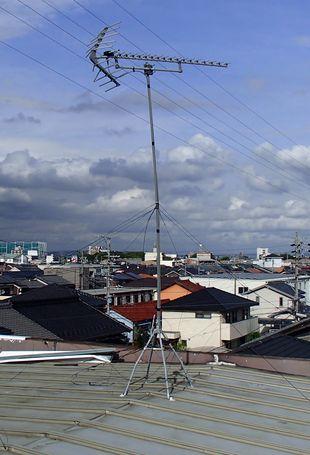 愛知県名古屋市 マンションアパート 台風通貨後 地デジアンテナ建て直し方向調整修正工事画像