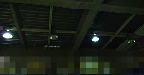 愛知県名古屋市 倉庫水銀灯球替え交換工事画像