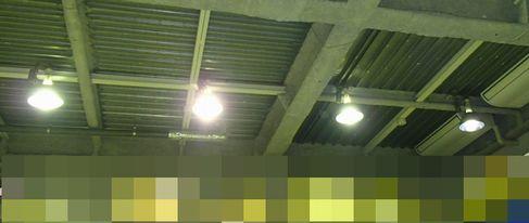 愛知県名古屋市 倉庫水銀灯球替え交換工事画像