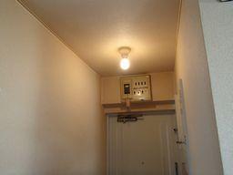 愛知県名古屋市 マンションアパート 玄関 LEDシーリングライト照明器具取替え交換工事画像