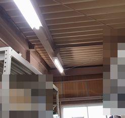 愛知県名古屋市 事務所倉庫 照明器具増設配線取付け工事画像