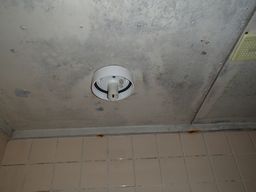 愛知県名古屋市 マンションアパート 浴室LED照明器具取替え交換工事画像