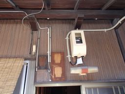 愛知県名古屋市 契約電気アンペア容量増設 単相2線式変更 引込み電線 幹線ケーブル 配管配線工事 分電盤取付け画像