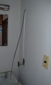 愛知県名古屋市 マンションアパート 浴室内洗濯機コンセント新規配線取付け工事画像