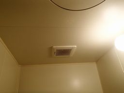 愛知県名古屋市 マンションアパート 浴室換気扇取替え交換工事画像