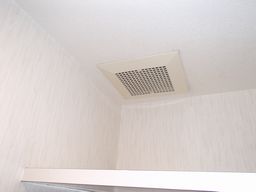 愛知県名古屋市 マンションアパート トイレ換気扇取替え交換工事画像