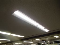 愛知県名古屋市 テナント事務所ビル 貸テナント事務所 LED天井埋込型照明器具取替え交換工事画像