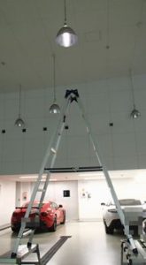 愛知県名古屋市 工場倉庫水銀灯球替え交換工事画像