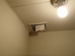 愛知県名古屋市 マンションアパート 2部屋用中間ダクトファン トイレ換気扇取替え交換工事画像