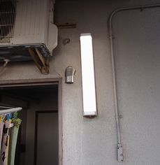 愛知県名古屋市 マンションアパート 共用階段灯 防雨防湿形照明器具取替え交換工事画像
