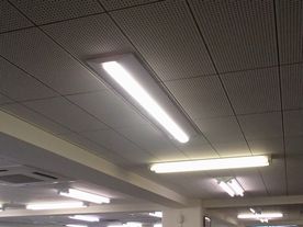 愛知県名古屋市 テナント事務所ビル 貸テナント LED直付け富士型照明器具取替え交換工事画像