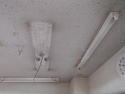 愛知県名古屋市 テナント事務所ビル 貸テナント 富士型及びトラフ型LEDベースライト照明器具取替え交換工事画像