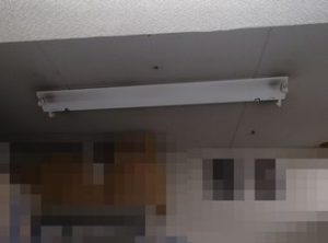 愛知県名古屋市 テナント事務所ビル 貸テナント 富士型LEDベースライト照明器具取替え交換工事画像