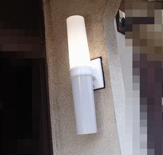 愛知県名古屋市 戸建て住宅 玄関ポーチ灯照明器具用明暗センサースイッチ取付け工事画像