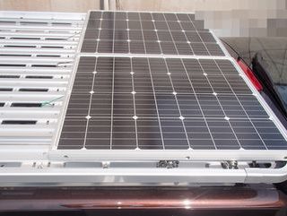 愛知県名古屋市 車中泊 自動車 キャンピングカー用太陽光発電システム取付設置工事画像