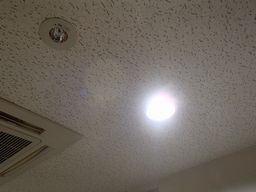 愛知県名古屋市 テナント事務所ビル共用廊下灯LEDダウンライト取替え交換工事
